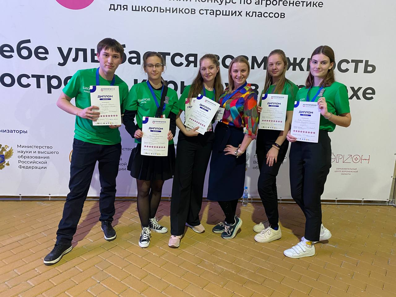 В СЕРДЦЕ БАХНУЛИ СТРЕЛЫ В СЕРДЦЕ БАХНУЛИ СТРЕЛЫ